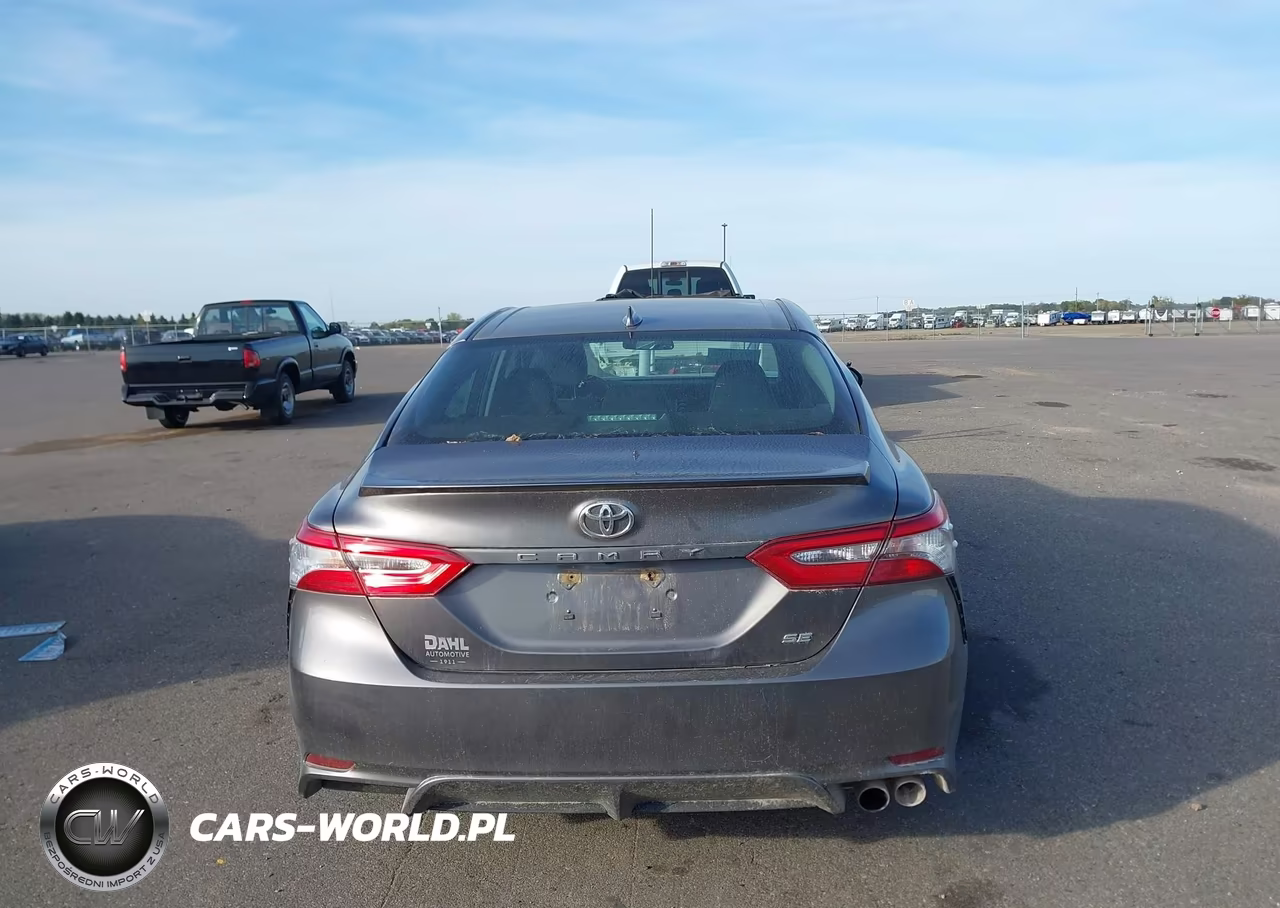 2019 Toyota Camry Se VIN:4T1B11HK3KU728811 - 17