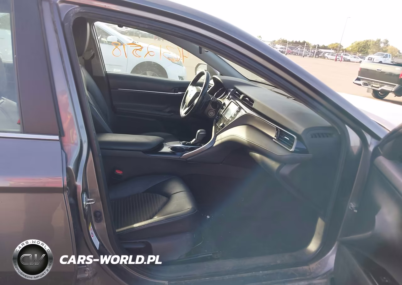 2019 Toyota Camry Se VIN:4T1B11HK3KU728811 - 5