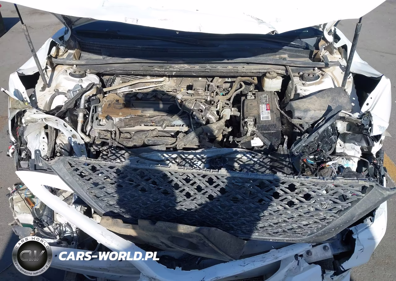 2018 Toyota Camry Le VIN:4T1B11HK1JU563839 - 10