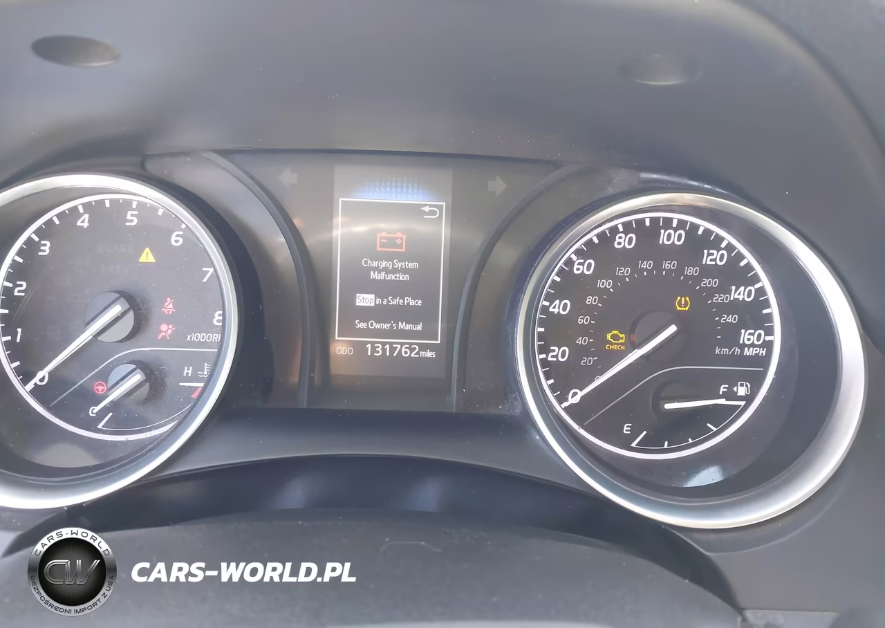 2018 Toyota Camry Le VIN:4T1B11HK1JU563839 - 7