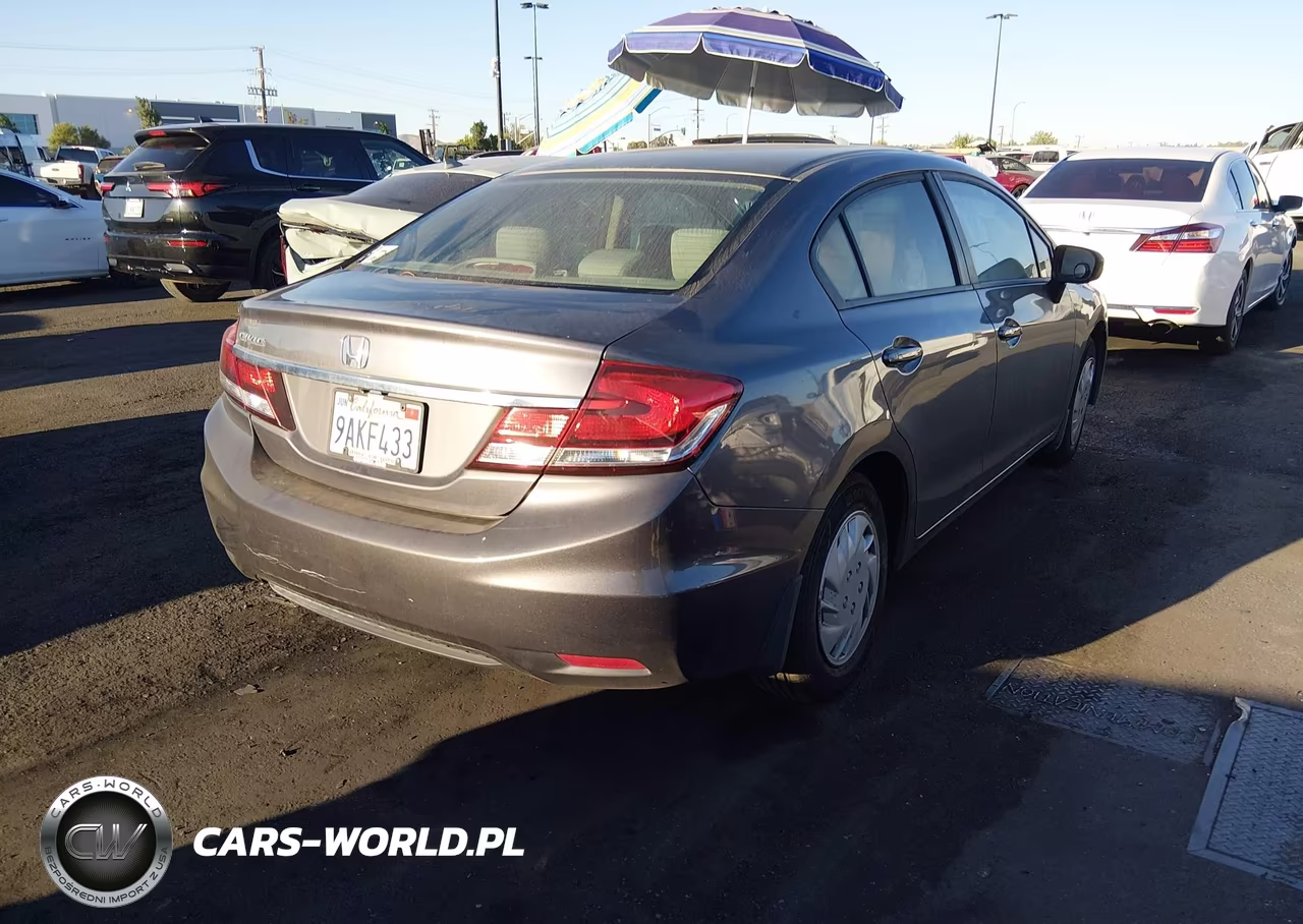 2015 Honda Civic Lx VIN:19XFB2E52FE047373 - 4