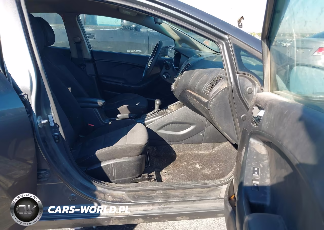 2016 Kia Forte Lx VIN:KNAFK5A87G5583411 - 5