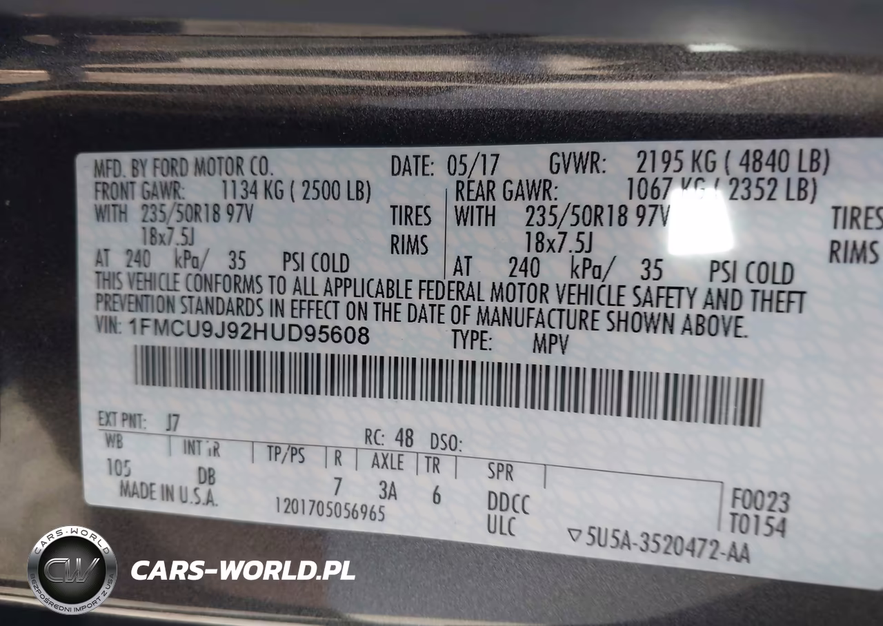 2017 Ford Escape Titanium VIN:1FMCU9J92HUD95608 - 9