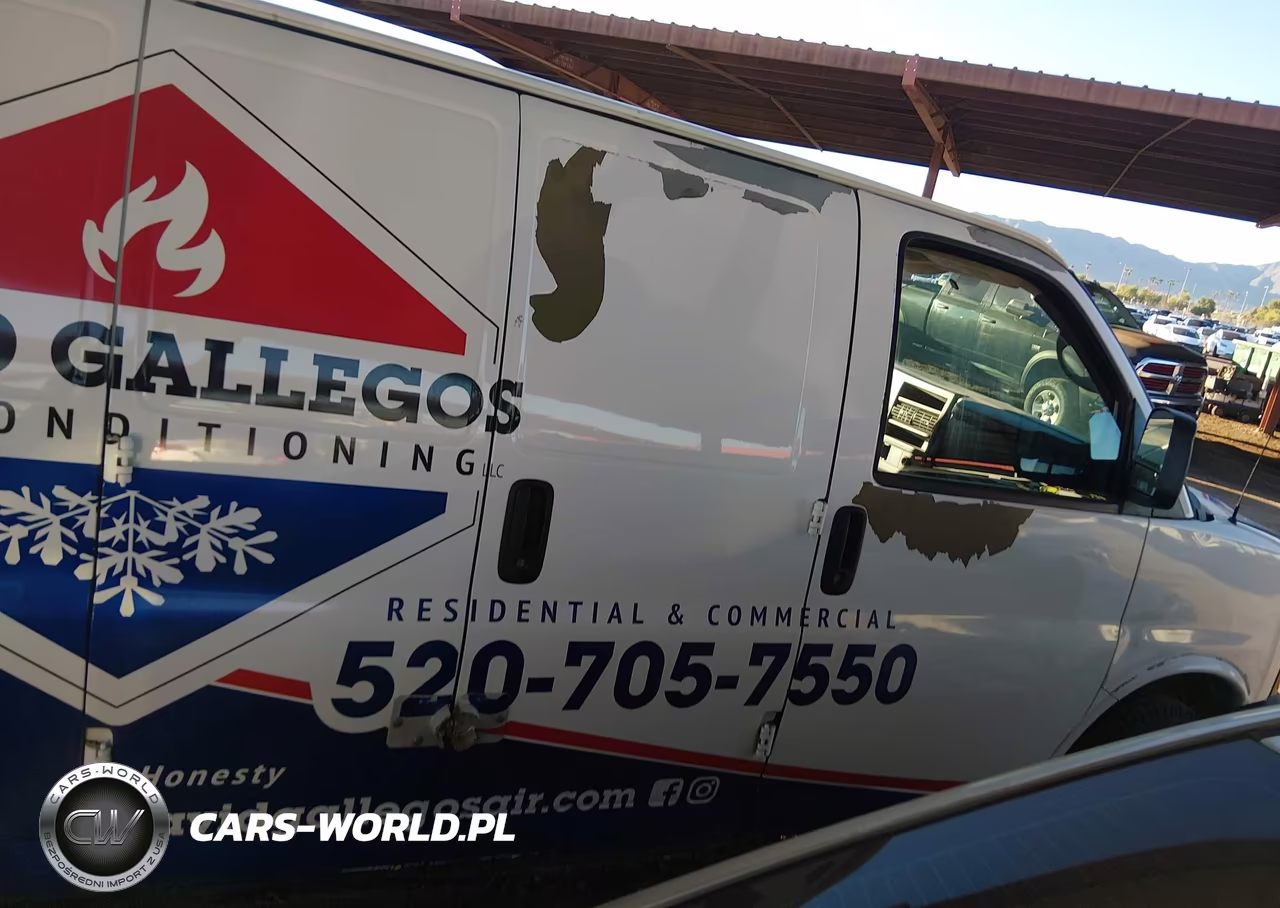 2012 Chevrolet Express 2500 Work Van VIN:1GCWGFCA6C1118453 - 13