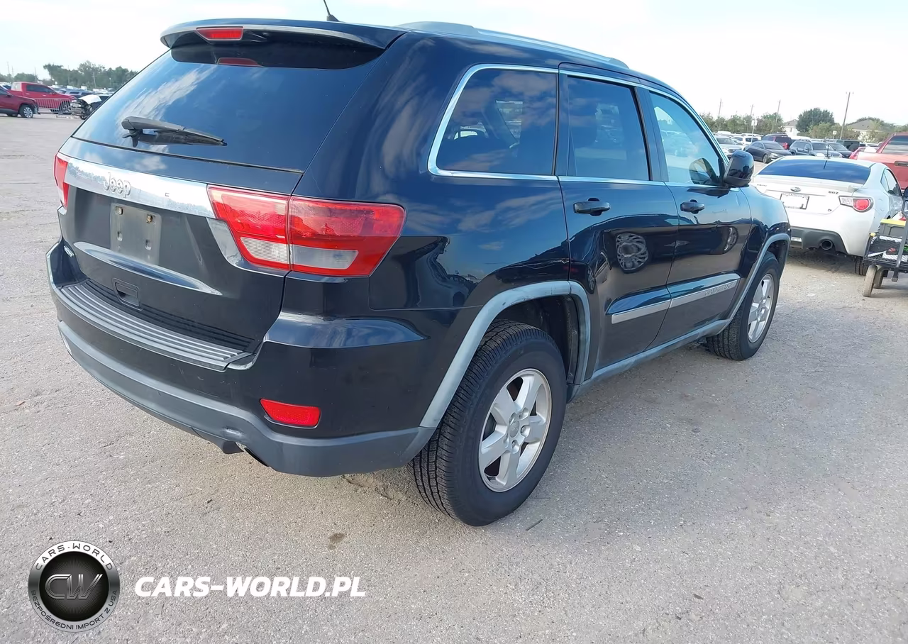 2012 Jeep Grand Cherokee Laredo VIN:1C4RJEAG9CC105474 - 4