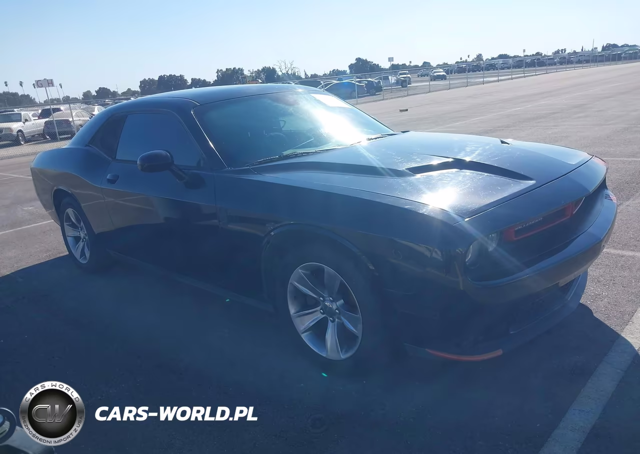 2016 Dodge Challenger Sxt VIN:2C3CDZAG2GH107689 - 1