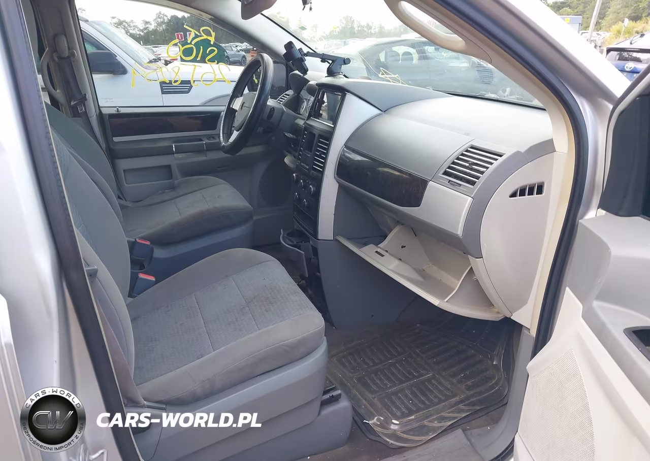 2010 Dodge Grand Caravan Sxt VIN:2D4RN5D1XAR293859 - 5