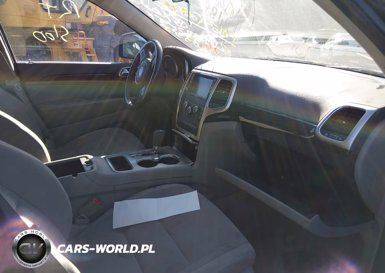 2012 Jeep Grand Cherokee Laredo VIN:1C4RJFAGXCC192971 - 5