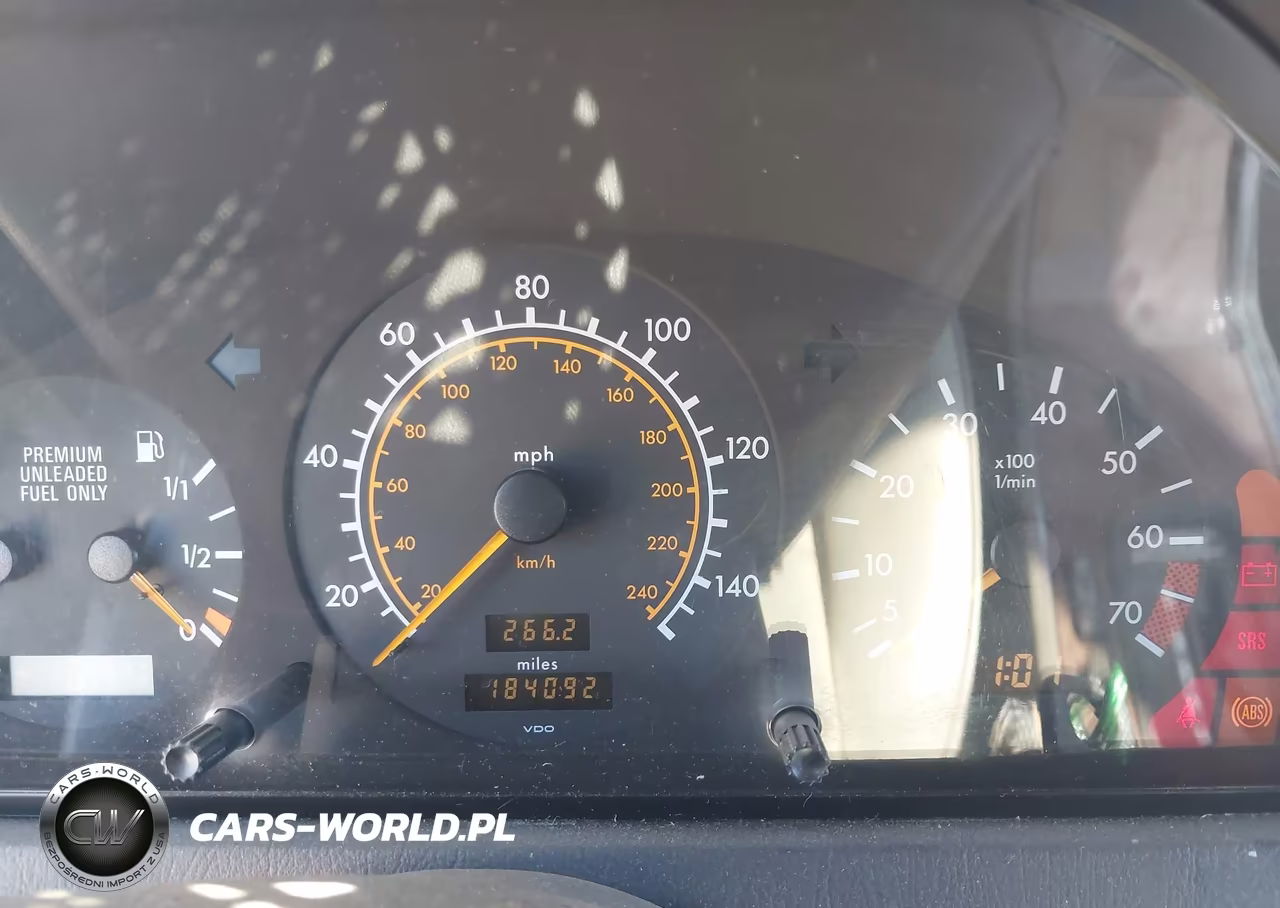 1995 Mercedes-Benz C 220 VIN:WDBHA22E2SF242775 - 7