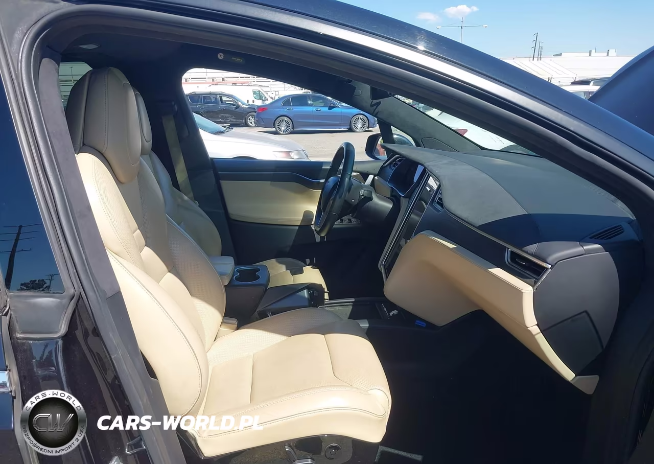 2016 Tesla Model X 60D-P100D-P90D VIN:5YJXCAE49GF001909 - 5