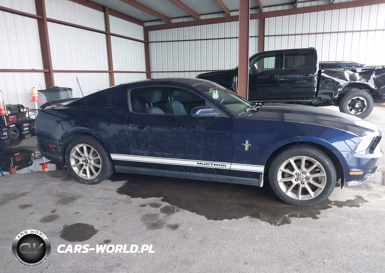 2012 Ford Mustang V6 Premium VIN:1ZVBP8AM1C5252574 - 13