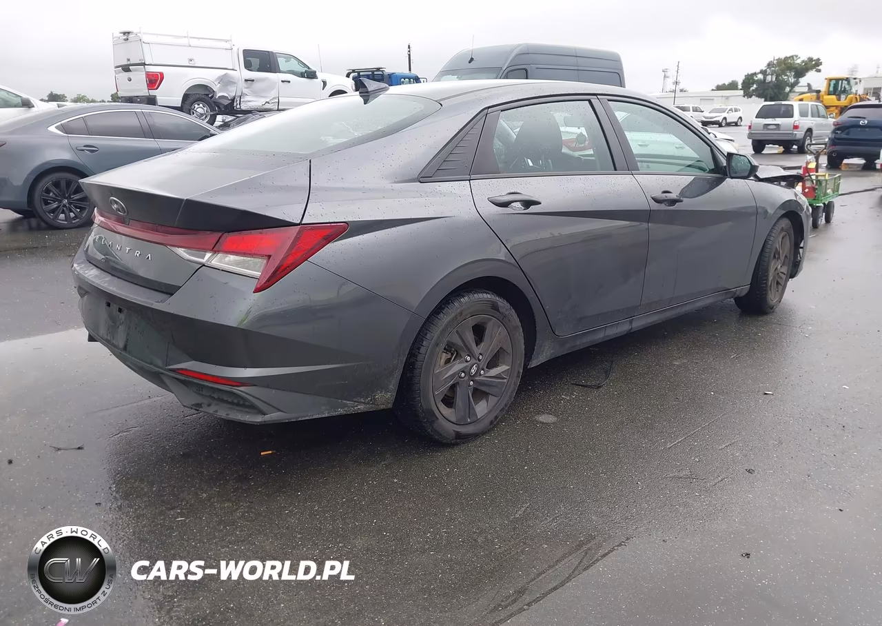 2023 Hyundai Elantra Sel VIN:5NPLM4AGXPH090808 - 4