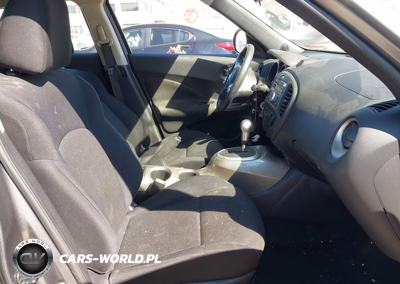 2011 Nissan Juke S VIN:JN8AF5MV7BT024291 - 5