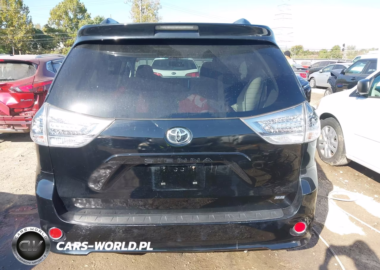 2015 Toyota Sienna Se Premium 8 Passenger VIN:5TDXK3DC1FS609327 - 17