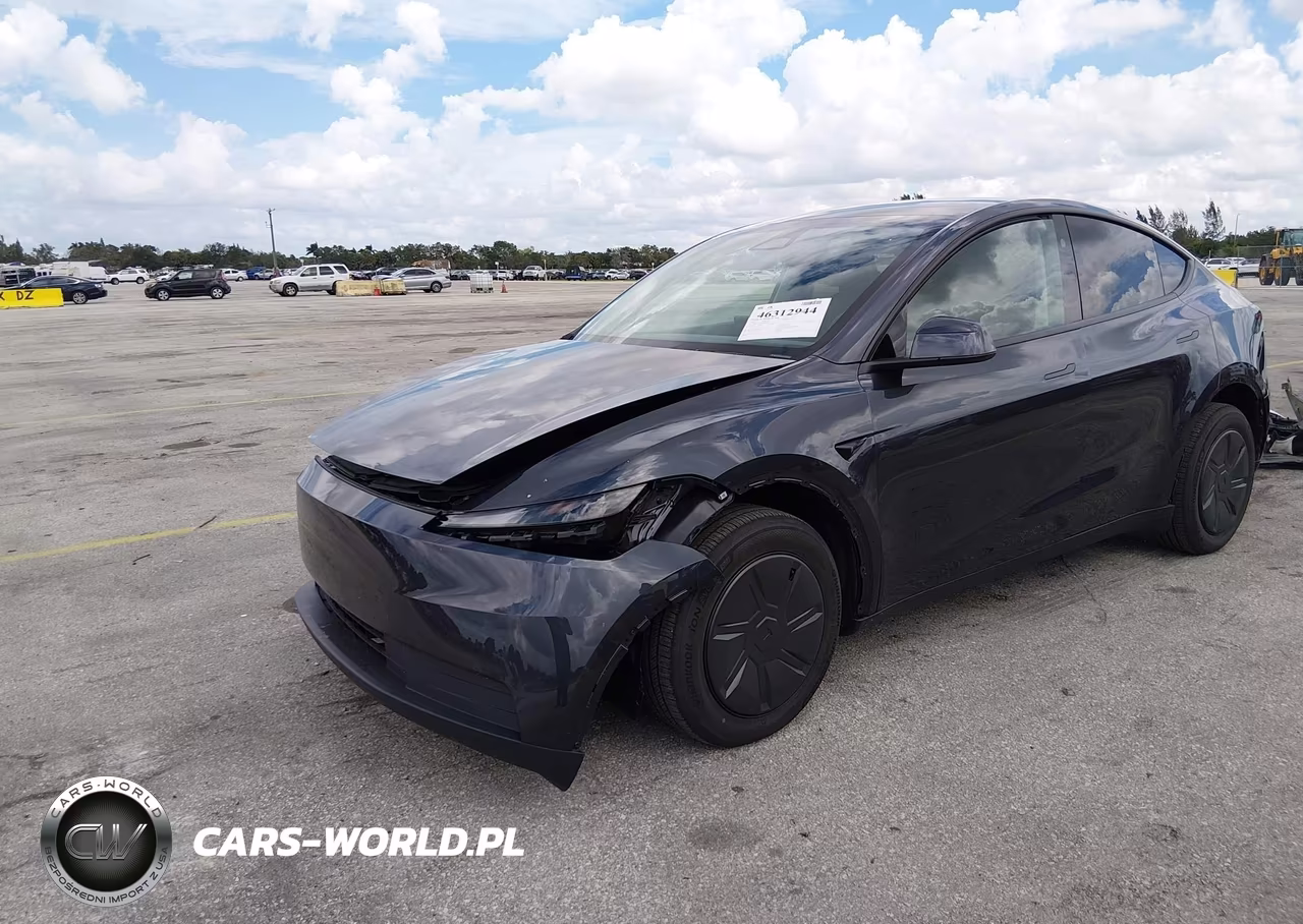2026 Tesla Model Y VIN:7SAYGDEE8TA636536 - 2