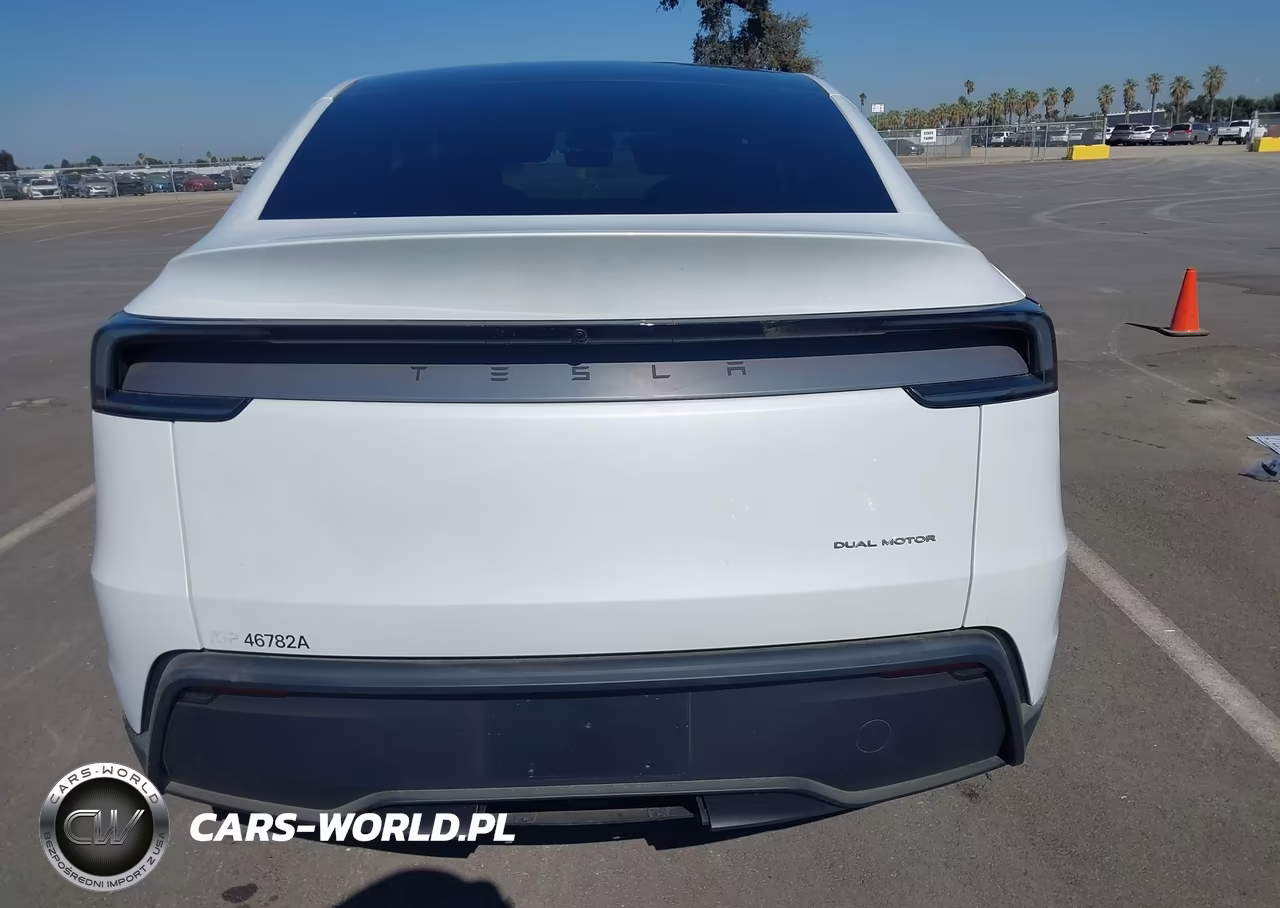 2026 Tesla Model Y All-Wheel Drive-Long Range Launch Series-Premium All-Wheel Drive VIN:7SAYGDEE2TF545152 - 16
