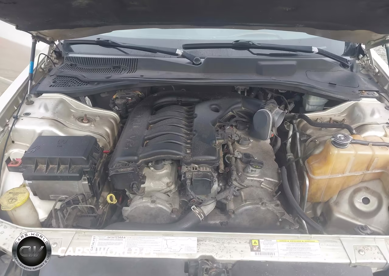 2006 Chrysler 300 Touring VIN:2C3KA53G16H396685 - 10