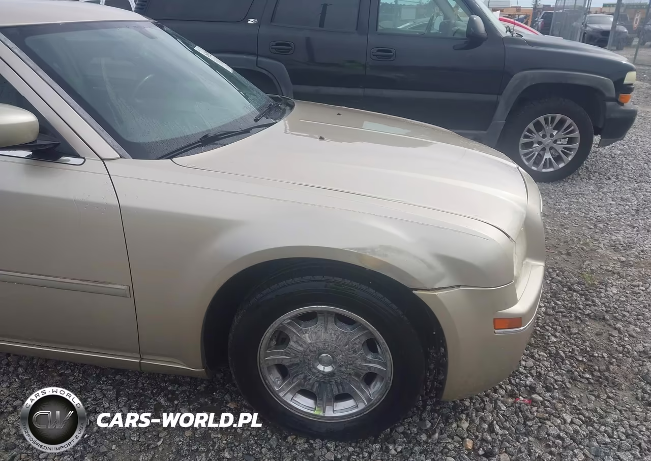2006 Chrysler 300 Touring VIN:2C3KA53G16H396685 - 6