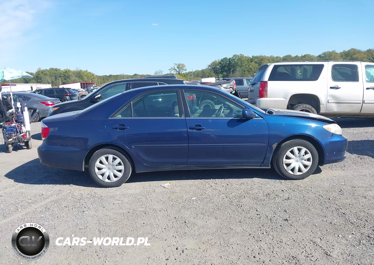 2005 Toyota Camry Le VIN:4T1BE32K45U403341 - 13
