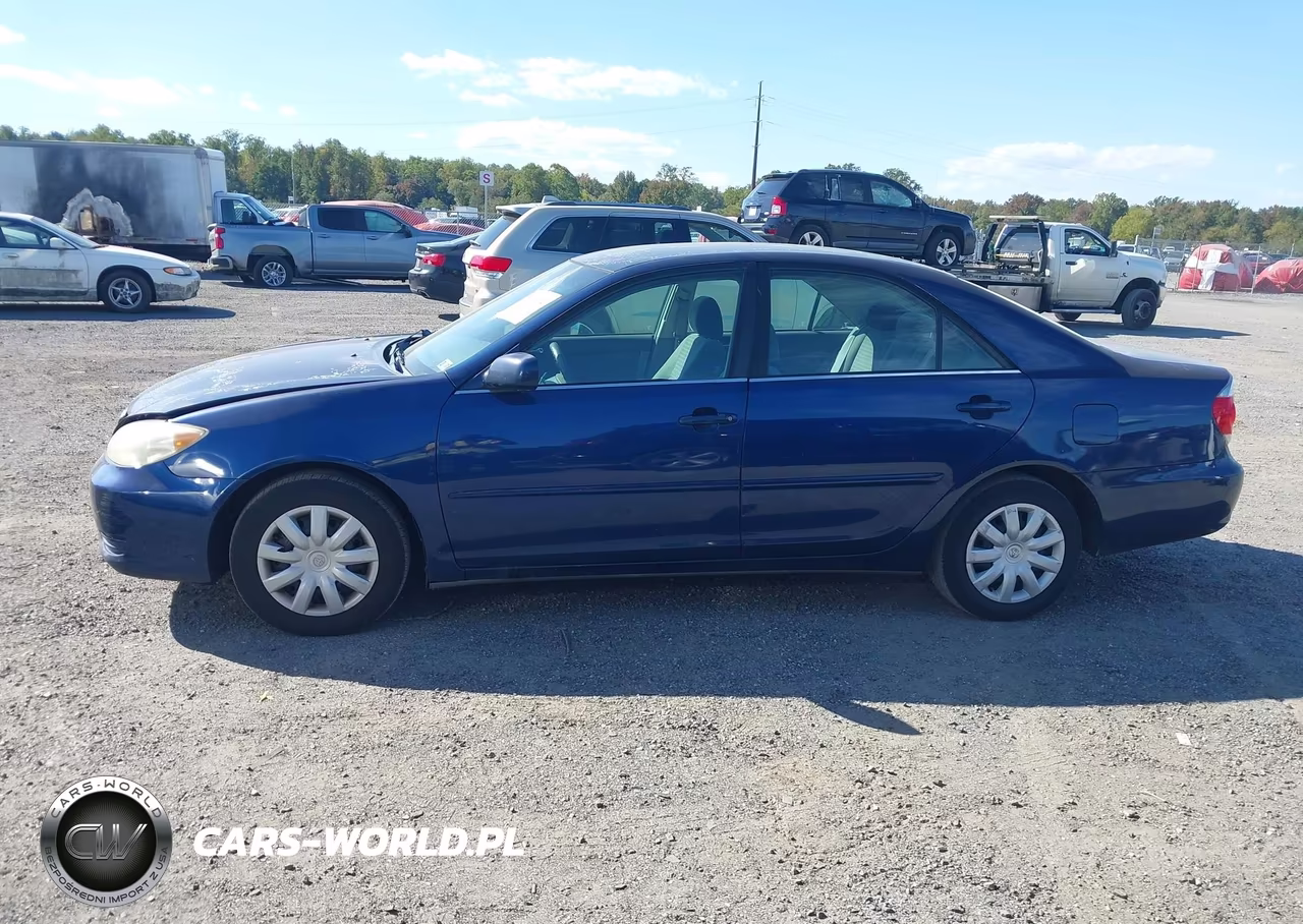 2005 Toyota Camry Le VIN:4T1BE32K45U403341 - 14