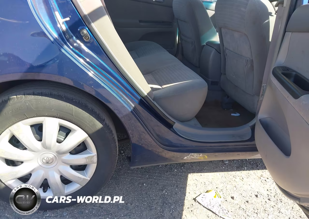 2005 Toyota Camry Le VIN:4T1BE32K45U403341 - 8
