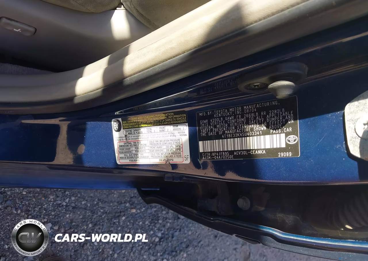 2005 Toyota Camry Le VIN:4T1BE32K45U403341 - 9