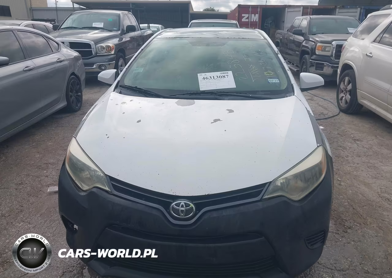 2015 Toyota Corolla Le VIN:5YFBURHE4FP225845 - 12