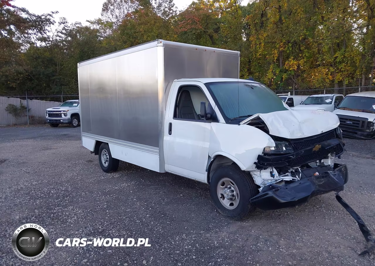 2025 Chevrolet Express Cutaway Work Van VIN:1HA0GSF78SN020638 - 1