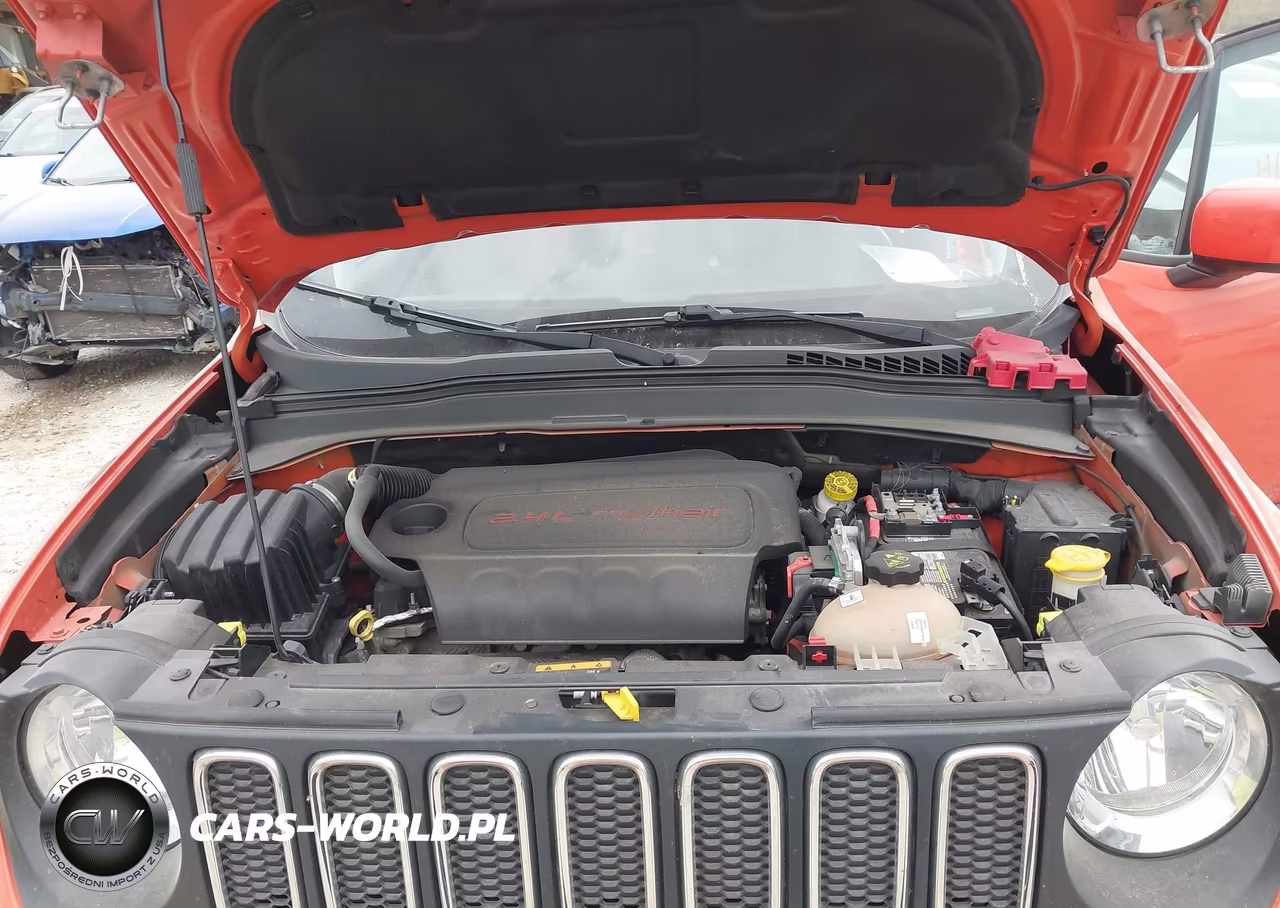 2018 Jeep Renegade Latitude 4X4 VIN:ZACCJBBB3JPH69091 - 10