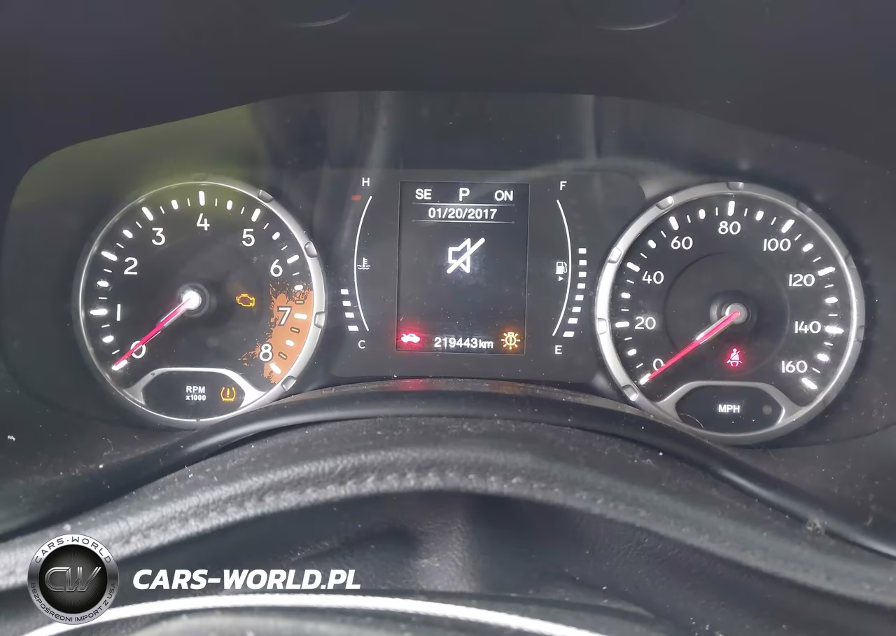 2018 Jeep Renegade Latitude 4X4 VIN:ZACCJBBB3JPH69091 - 7