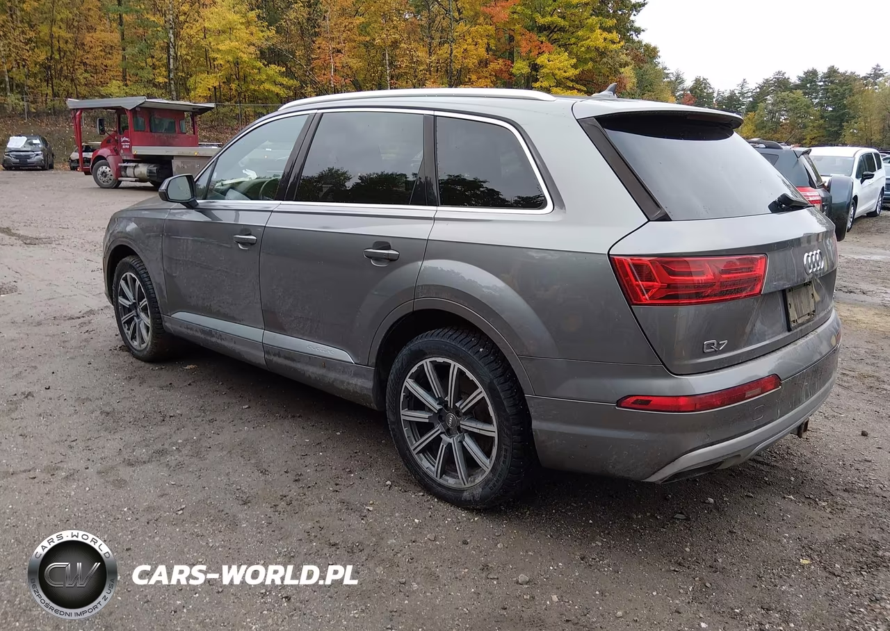 2017 Audi Q7 3.0T Premium VIN:WA1LAAF75HD013295 - 3