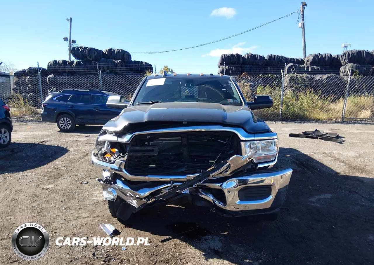2021 Ram 2500 Tradesman 4X4 8' Box VIN:3C6UR5HJ4MG609151 - 12