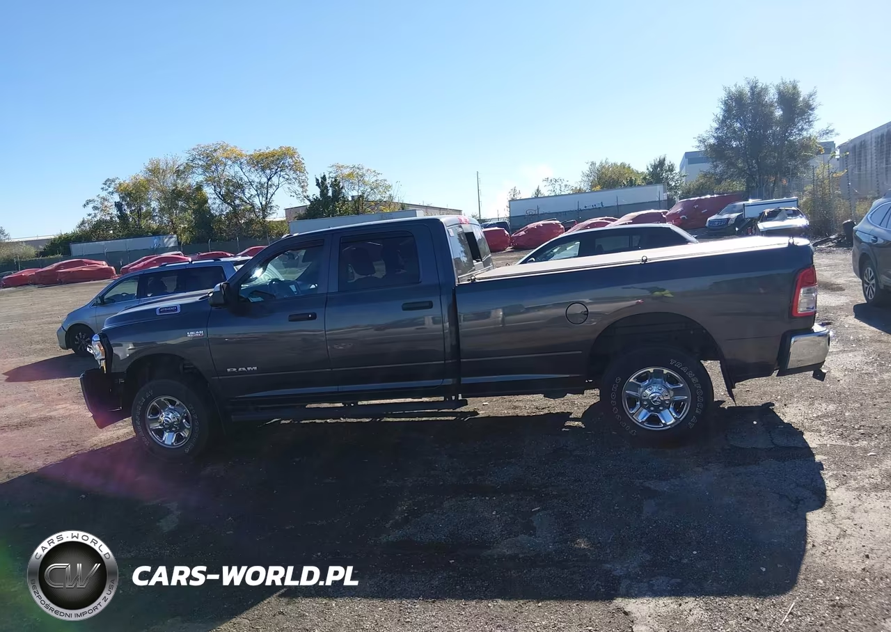 2021 Ram 2500 Tradesman 4X4 8' Box VIN:3C6UR5HJ4MG609151 - 14