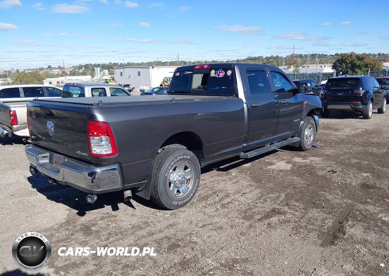 2021 Ram 2500 Tradesman 4X4 8' Box VIN:3C6UR5HJ4MG609151 - 4