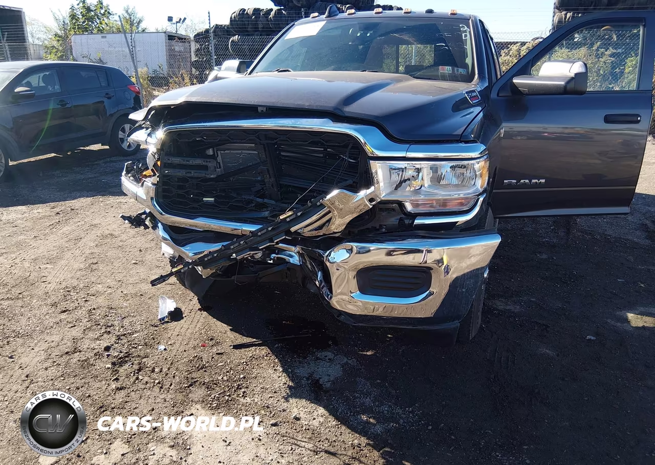 2021 Ram 2500 Tradesman 4X4 8' Box VIN:3C6UR5HJ4MG609151 - 6
