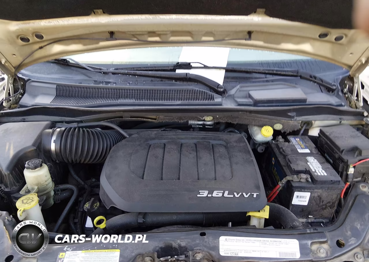 2011 Chrysler Town & Country Touring VIN:2A4RR5DG4BR771565 - 10