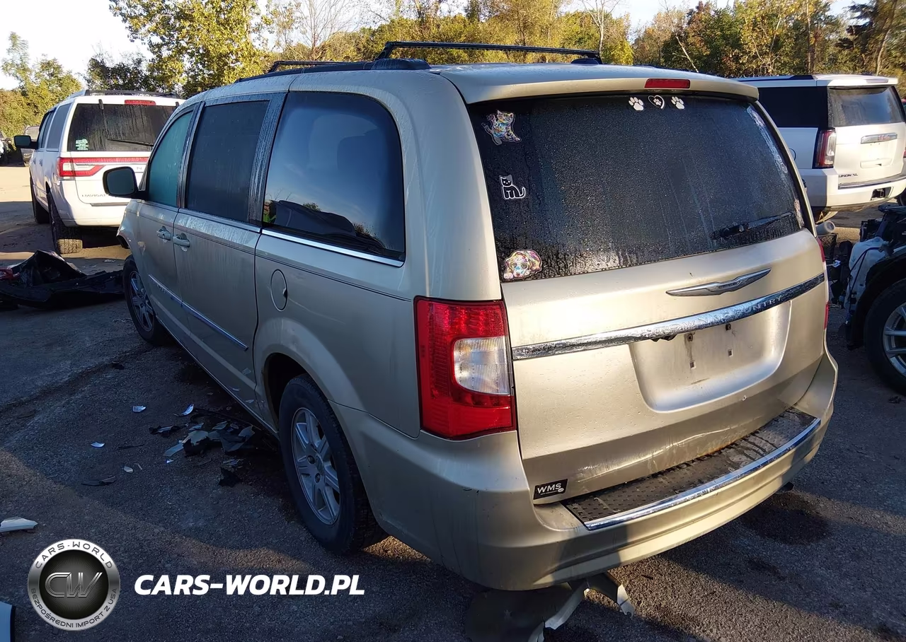 2011 Chrysler Town & Country Touring VIN:2A4RR5DG4BR771565 - 3