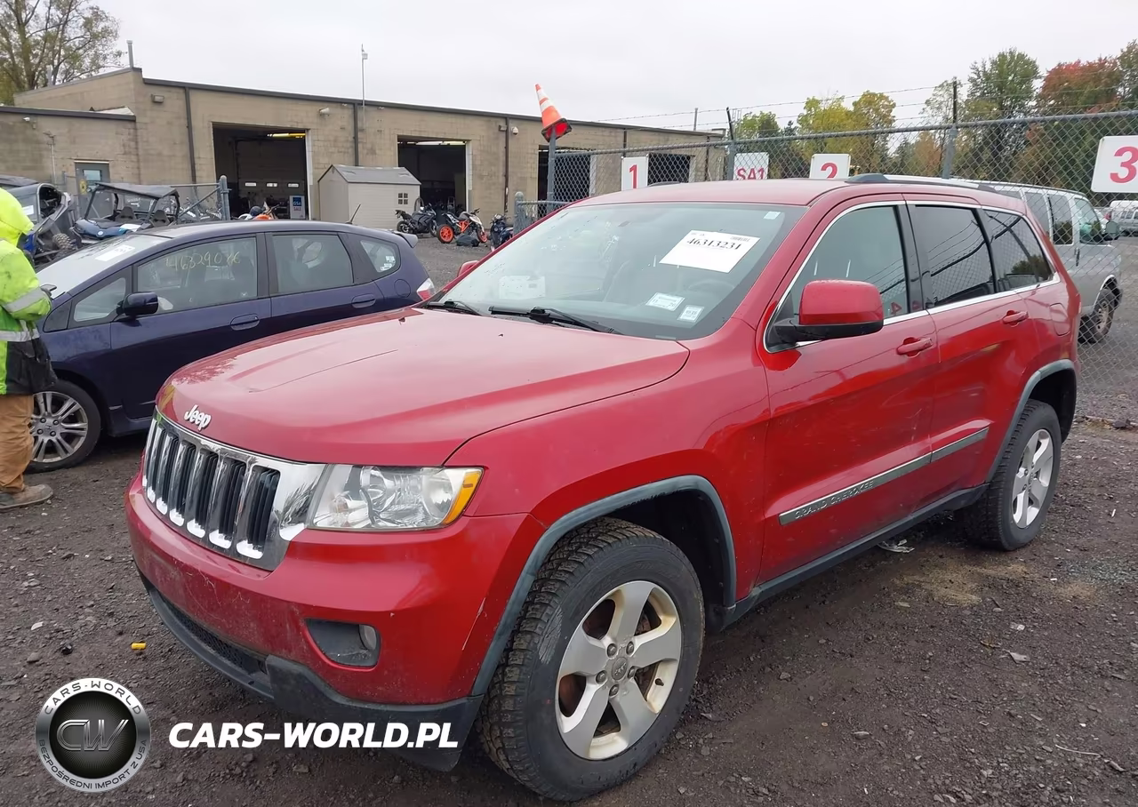 2011 Jeep Grand Cherokee Laredo VIN:1J4RR4GGXBC529023 - 2