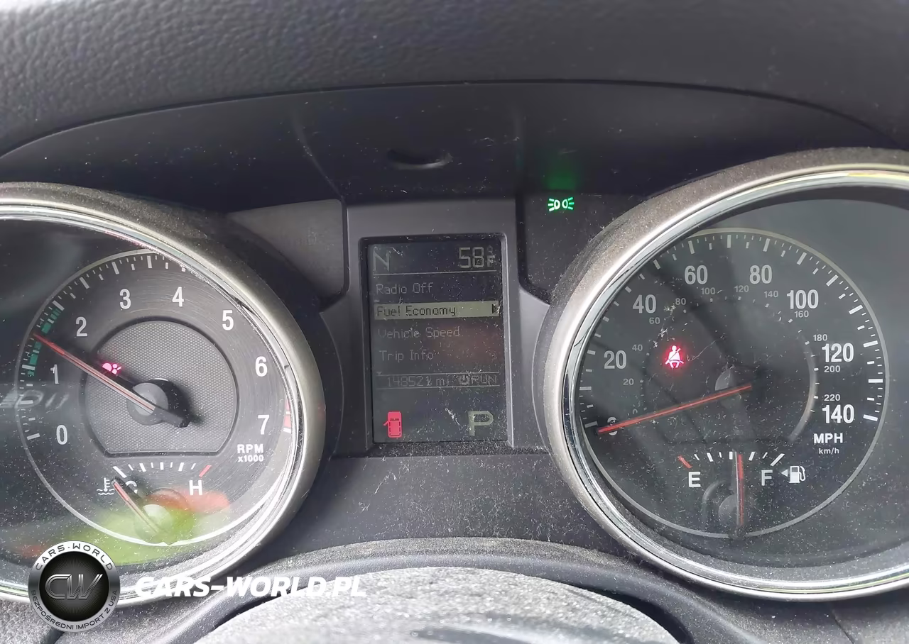 2011 Jeep Grand Cherokee Laredo VIN:1J4RR4GGXBC529023 - 7