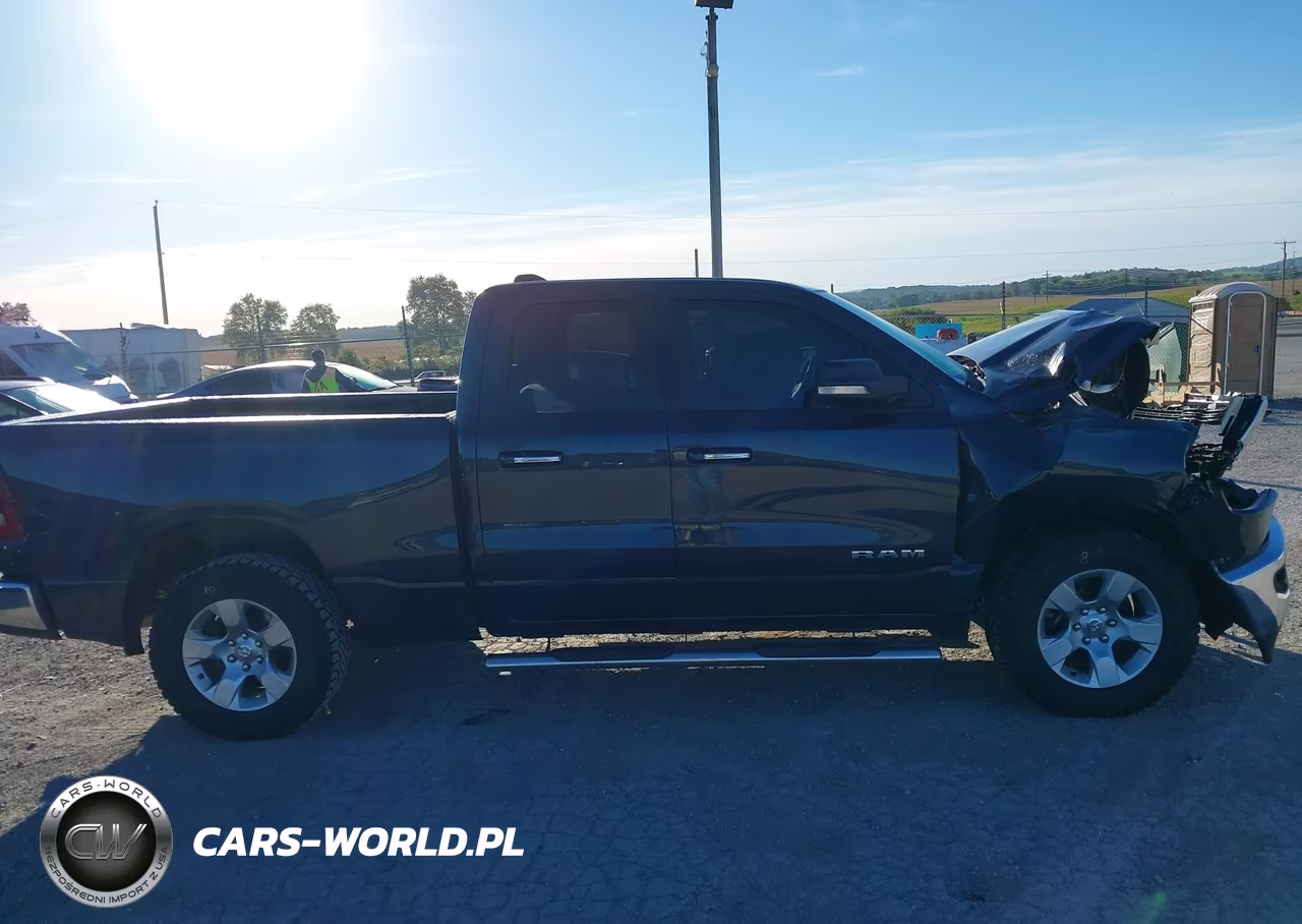 2019 Ram 1500 Big Horn-Lone Star 4X4 6'4 Box VIN:1C6SRFBT9KN636194 - 14