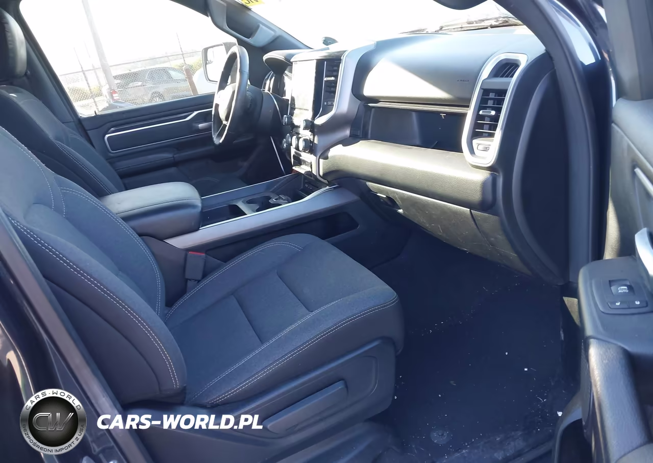 2019 Ram 1500 Big Horn-Lone Star 4X4 6'4 Box VIN:1C6SRFBT9KN636194 - 5