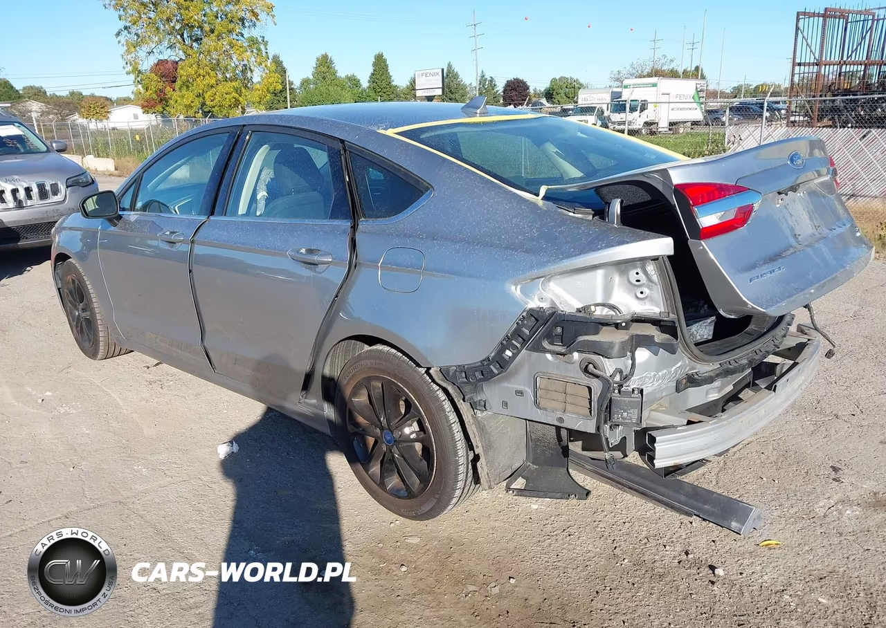 2020 Ford Fusion Se VIN:3FA6P0HDXLR145876 - 3