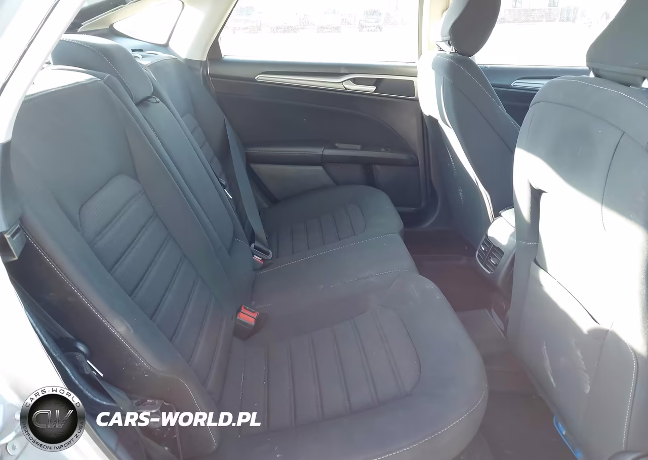 2020 Ford Fusion Se VIN:3FA6P0HDXLR145876 - 8