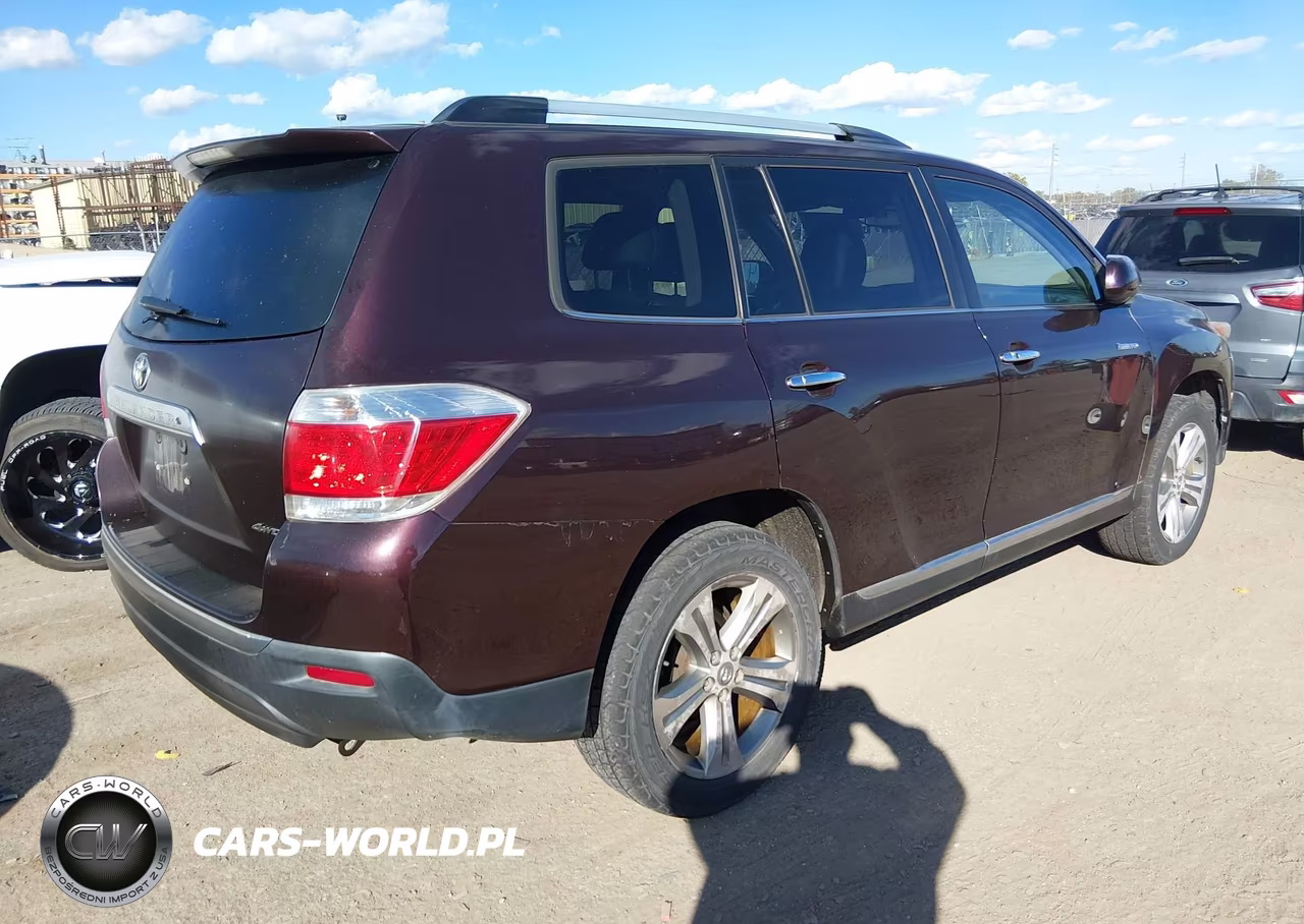2011 Toyota Highlander Limited V6 VIN:5TDDK3EH0BS072649 - 4