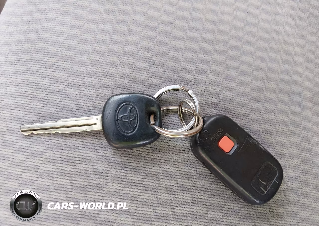 2005 Toyota Corolla Le VIN:1NXBR32E45Z531271 - 11