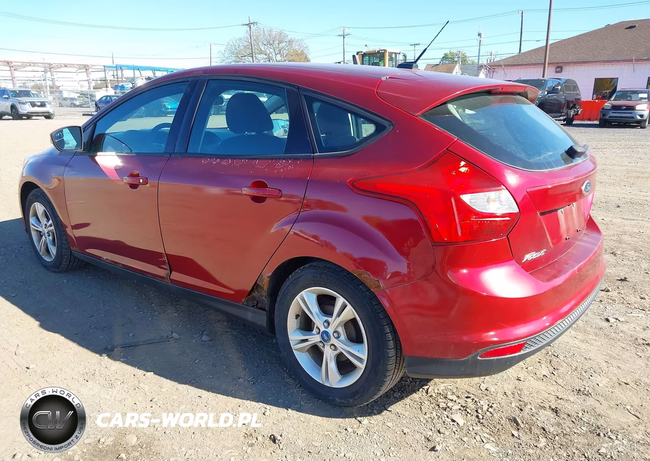 2013 Ford Focus Se VIN:1FADP3K27DL130512 - 3