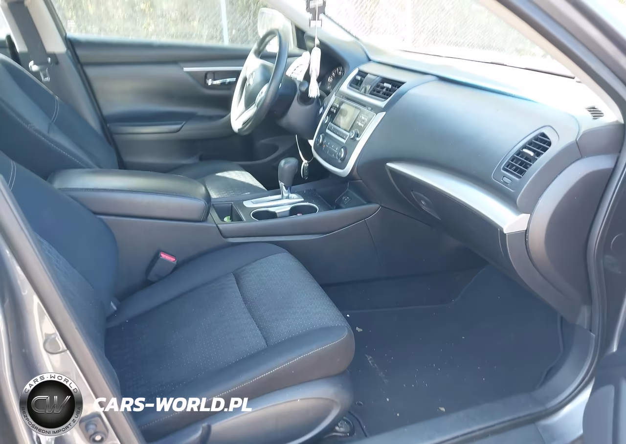 2016 Nissan Altima 2.5 S VIN:1N4AL3AP0GN354922 - 5