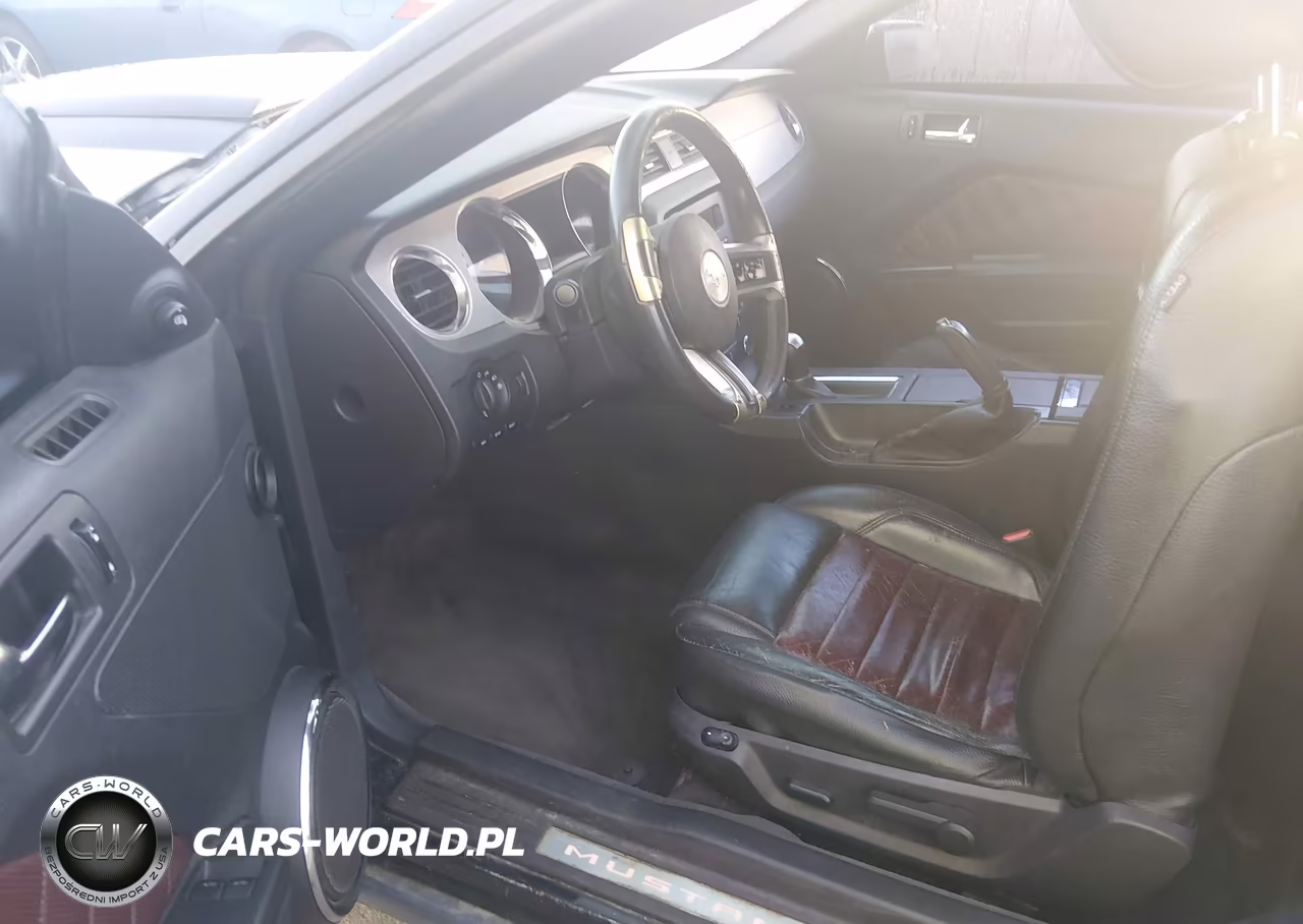 2012 Ford Mustang V6 Premium VIN:1ZVBP8AM5C5223384 - 5