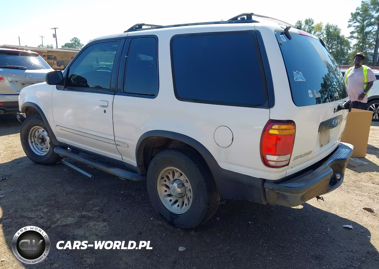 2000 Ford Explorer Sport VIN:1FMYU60E6YUA83455 - 3
