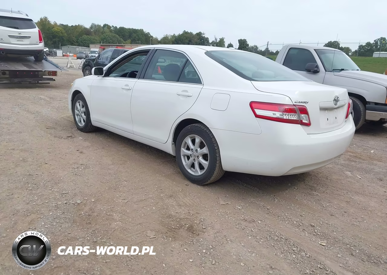 2011 Toyota Camry Le VIN:4T1BF3EK5BU770060 - 3